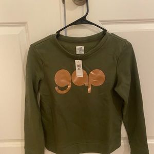 NWT Gap sweatshirt for girls